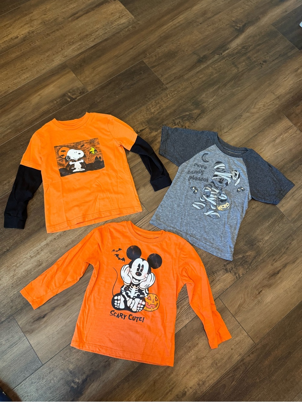 Mickey Mouse and Peanuts Halloween shirt bundle size 5t